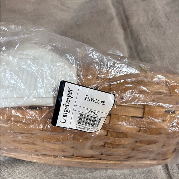 2004 Longaberger Envelope Basket, Excellent Condition. - Picture 8 of 8
